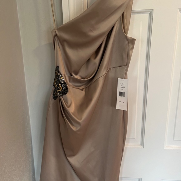 Eliza J Cocktail Dress - Picture 3 of 8